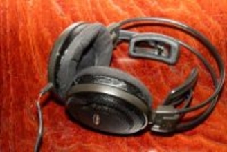 ケーブルが裂けたヘッドフォンをe☆イヤホンでカスタマイズ!! 着脱式化で自由度向上