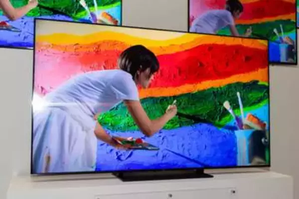 “有機EL推し”ビエラが「ミニLEDで黒の限界へ」。国内テレビ開発体制は「従来のまま」