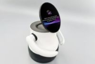 サムスン、OLEDをカセットやレコードに見立てたオーディオ機器提案。小型ロボットも