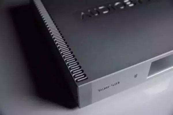 「コンピューターとハイエンド・オーディオの垣根をなくす」ストリーマーやヘッドフォンアンプ