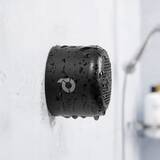 「サンワサプライ、お風呂で使える防水スピーカー。マグネット取り付けも可能」の画像1