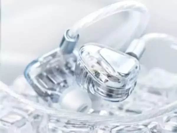 TANCHJIM、1DD+4BAに超高域を平滑化する“Silk System”搭載イヤフォン「SODA」