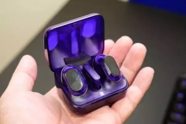 ソニー、ゲーミング完全ワイヤレス「INZONE Bud」に新色グラスパープル