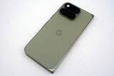 「【小寺信良の週刊 Electric Zooma!】“折りたたみスマホ”は本流になるか。Google「Pixel 11 Pro Fold」の可能性を探る」の画像1