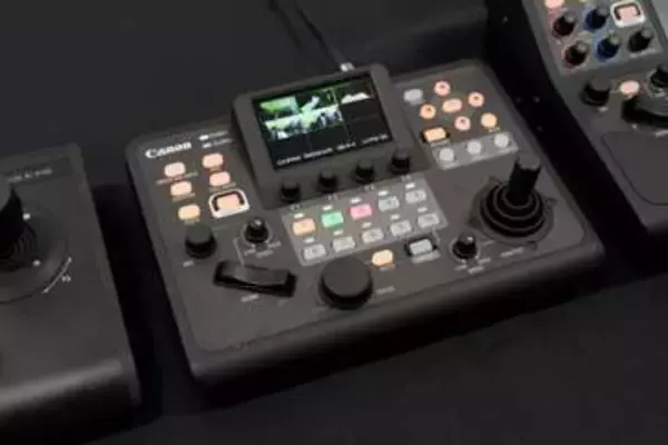 キヤノン、1台でリモートカメラの初期設定から制御までできるコントローラー「RC-IP300」