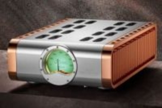 Dan DʼAgostino初、JFET採用の15周年記念モノラルパワーアンプ「Momentum Z」