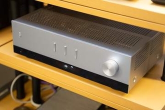 ヤマハ、Bluetoothやフォノイコ内蔵で5.5万円のフルサイズアンプ「R200A」