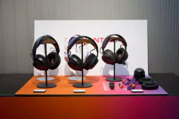 JBL、微細な音まで再現するゲーミングヘッドセット「JBL Quantum 950 WIRELESS」など3種