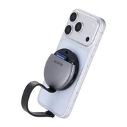 エレコム、MagSafeでスマホ裏にくっつくカードリーダー。データ転送しながら充電可