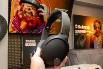 Skullcandy、BoseのANCとサウンドチューニング採用の震えるヘッドフォン「Crusher 1080 ANC」
