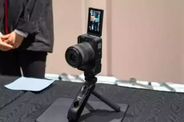 キヤノン「R1」「R5 Mark II」のAF機能強化。「R50 V」は動画撮影時のグリッド表示可能に
