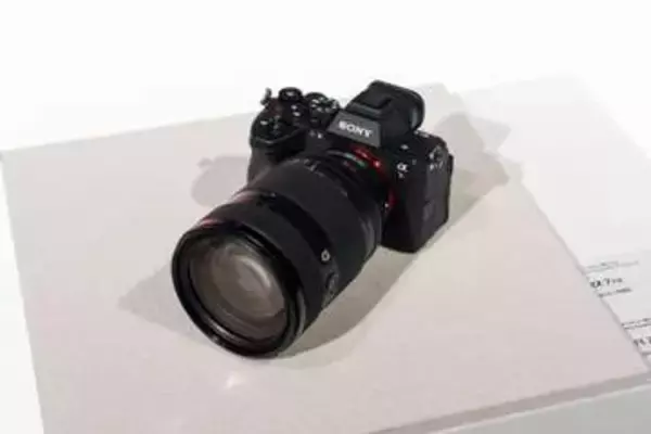 ソニー「α7R VI」は8Kだけじゃない。ノンクロップ4K120pやデュアルゲインなど動画性能強化