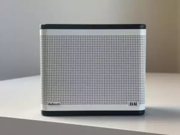 ELAC、AdsumコラボのBluetoothスピーカー。ブランド100年記念モデル
