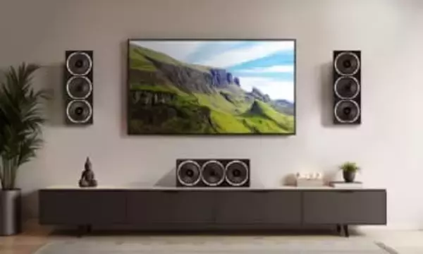 Fyne Audio、L/C/Rに対応する2.5ウェイ・ポイントソース・スピーカー「F500S LCR」