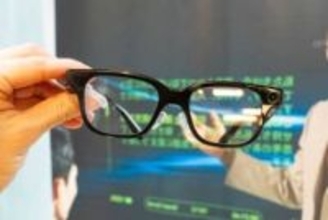 GeminiやGPT-5でリアルタイム翻訳「Rokid スマートAIグラス」。カメラ・スピーカー付き