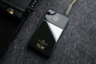 LUXURY＆PRECISION、PCM1792デュアル搭載のポータブルプレーヤー