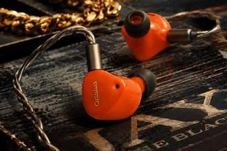 Oriolus、“ボーカルの輪郭、低域の質を高めた”トライブリッド・イヤフォン「Szalayi II」
