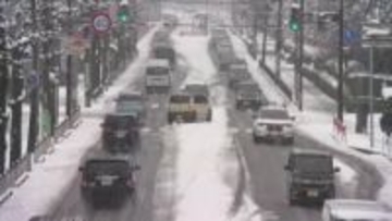 富山県内は3日朝にかけ大雪に注意　午前6時までの12時間降雪量は平地で25センチ、山間部で35センチ