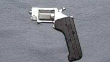 おもちゃと称して本物の拳銃を輸入　富山の50代男を書類送検　「コレクションになると思い購入した」