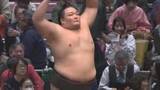 「朝乃山が3連勝 ”すくい投げ”で獅司との初顔合わせの一番制す【大相撲初場所 4日目結果】」の画像1