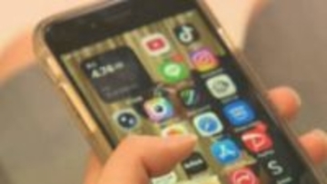 富山県「SNSが生きがい」全国1位の衝撃　困惑の反応の一方で「1日10時間」「ないと生きていけない」使用の深刻実態