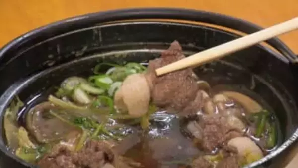 熊肉にイノシシ肉、山の恵みを味わう「聚楽創」 - 『独創的な看板』が目印の富山市八尾町のジビエ料理店