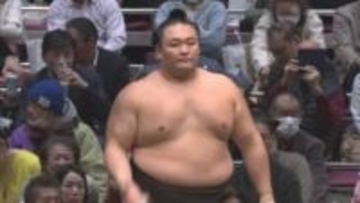 朝乃山、優勝争いから一歩後退　二桁勝利かけた一番で関脇・高安に敗れる【大相撲初場所 13日目結果】