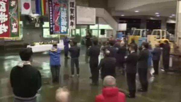 氷見漁港で初めての競り「初市式」お預けの「ひみ寒ぶり宣言」今年一年の豊漁を祈願