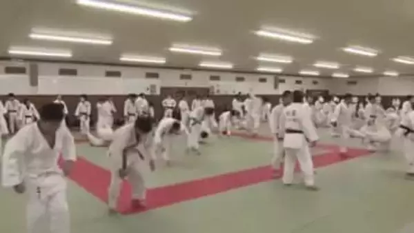 高岡  新春武道稽古始め  柔道・剣道・合気道・空手に励む280人が今年の自己鍛錬スタート