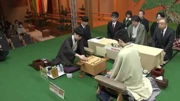 「竜王戦」第1局　2日目　富山市出身の服部七段が藤井竜王に挑む