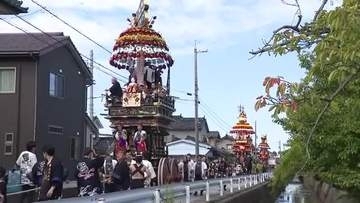 日本一の人形師七代目玉屋庄兵衛が手がけたからくり人形「唐猿童子」勇壮な山車が港町を練り歩いた
