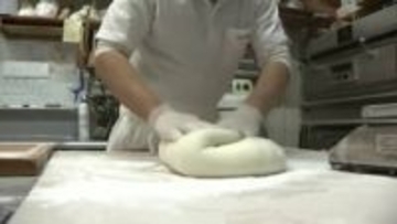 年の瀬迫る富山、餅づくりがピーク　もち米の仕入れ値は約2倍に高騰、のし餅をやむを得ず4割値上げ