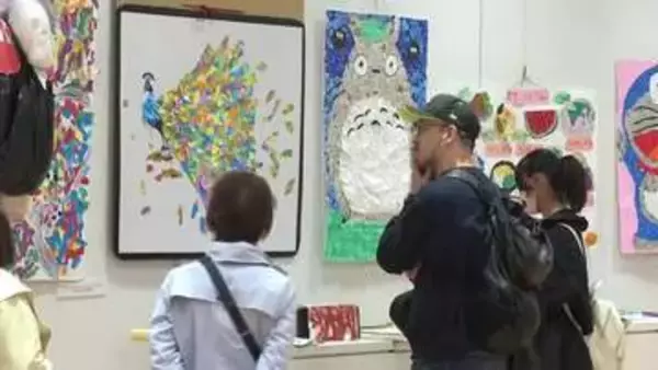 「自然と笑顔になる」障がい者の力作200点以上、富山市ガラス美術館でハートフルアート展開幕