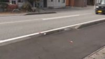 未明に82歳男性が軽乗用車にはねられ死亡、入善町の県道　警察が事故の詳しい状況や原因を調べる