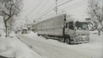【大雪】国道8号と北陸自動車道で通行止め措置開始　11日午後5時から、集中除雪作業のため　富山河川国道事務所と中日本高速道路が発表