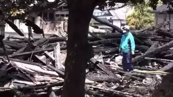 本堂を全焼 高岡市中心市街地の寺で火事 近くの御車山交流館など複数の建物に延焼