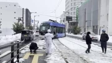 高岡市で万葉線の電車「脱線」乗客おらず運転士含めケガ人なし