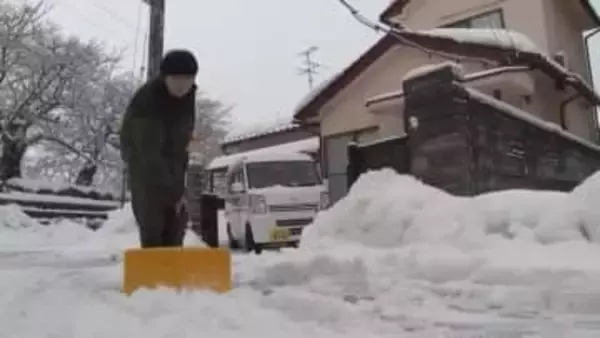 天気　大雪ピーク過ぎるも断続的に雪　あさってまで交通障害などに注意