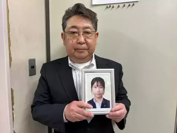 「車検時だけタイヤ交換」整備不良の大型トレーラーで雨道スリップ、21歳女性が犠牲に…それでも“過失運転”で起訴方針の検察に遺族反発