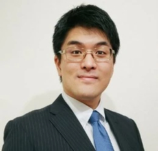 「1日の遅れが致命傷」ミスが許されない弁護士の過酷な現場…年間労働2300時間超、「外部に相談できない孤独」を救うメンタルケアの切実さ