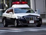 「マンションから飛び降りた男性が「歩行者」巻き込み死亡させる…なぜ「殺人罪」にならない？遺族が抱く疑問」の画像1
