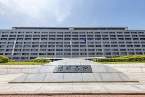 「カツアゲされたようなもの」福岡県議会の元議長が告発　恐喝か賄賂か、なぜ逮捕されない？弁護士が解説