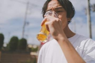 人気YouTuber、飲酒運転疑惑に「ドッキリ」釈明で物議　“微アル”や“0.00%未満”なら問題ない？