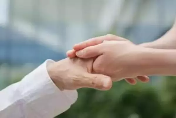 「人生の節目で迷わず挑戦してきた」保健師から弁護士へ、トリプルライセンス弁護士の覚悟