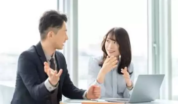 「連休どこ行くの？」上司の一言に拒否反応　プライベートへの質問はハラスメントになる？