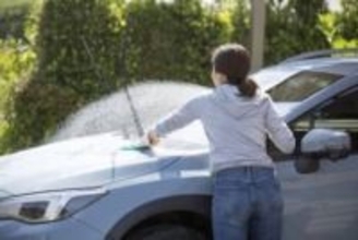 自宅前で「洗車」したら違法？オープンチャットで話題　弁護士が教える意外な落とし穴