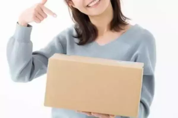 「箱の中身はなんだろな」段ボール穴から胸触らせ撮影した男女3人「バズると思った」約8億回再生の結末は