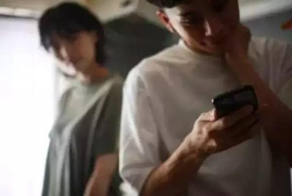 「彼女といる時間だけ、本当の自分になれる」不倫夫の“ポエ散らかし”、SNS投稿は不貞の証拠になる？