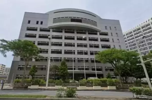「逃げ得は絶対に許さないで」沖縄ホテル放火で、米国人逮捕　日本の法律で裁ける？