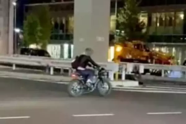 モペット違反が急増「ペダルあるから自転車」は通用せず…歩道走行で重い罰則も